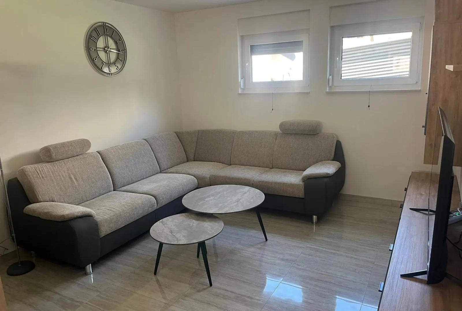 Apartmani Vision Mandre 0*,